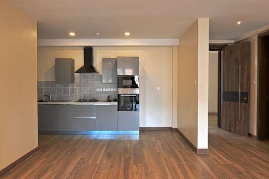 2 Bed Apartment with En Suite in Spring Valley image 27