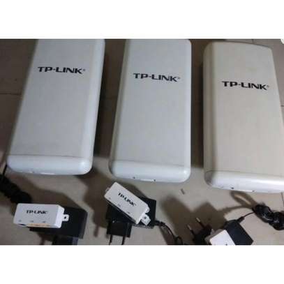 TP-Link 2.4GHz High Power Wireless Outdoor CPE TL-WA5210G image 1