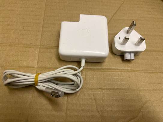 Apple 60W Magsafe Power Charger Plug Adapter image 1