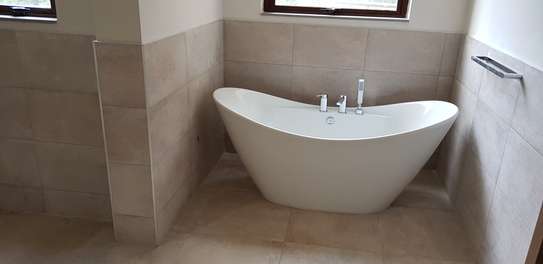 6 Bed Villa with En Suite at Lower Kabete image 13