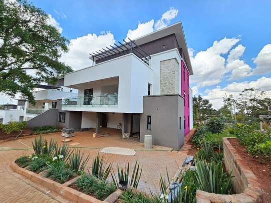 5 Bed House with En Suite in Kitisuru image 3