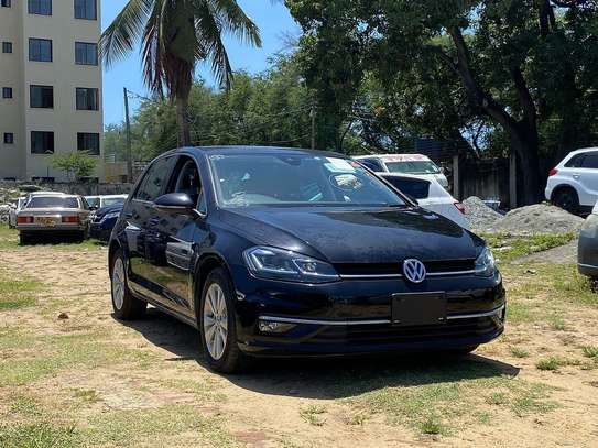 Volkswagen golf image 2