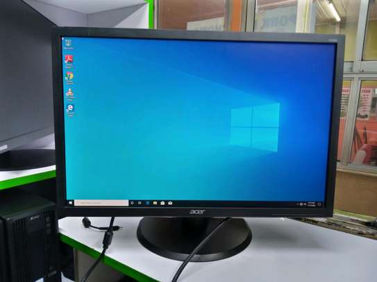Acer slim 22 inch monitor image 3
