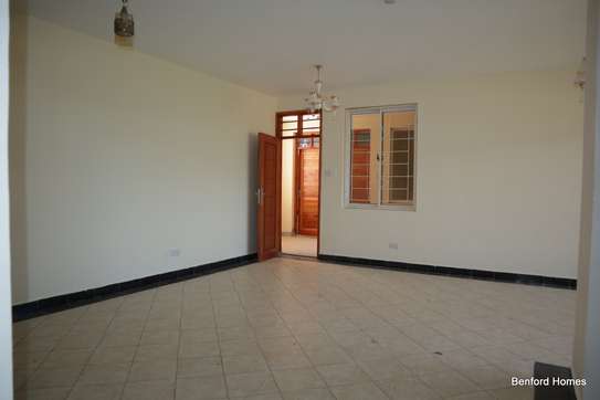 2 Bed Apartment with Balcony in Mtwapa image 8