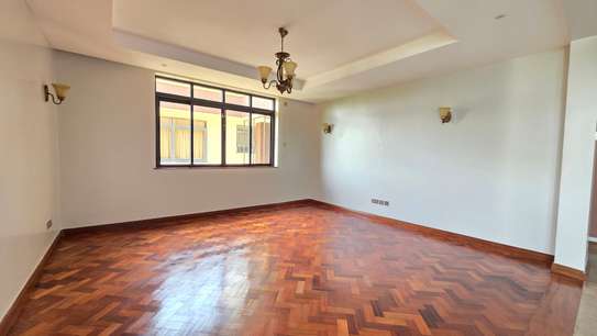 4 Bed Apartment with En Suite at Riverside Drive image 13