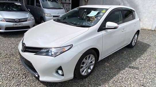 Toyota Auris image 1