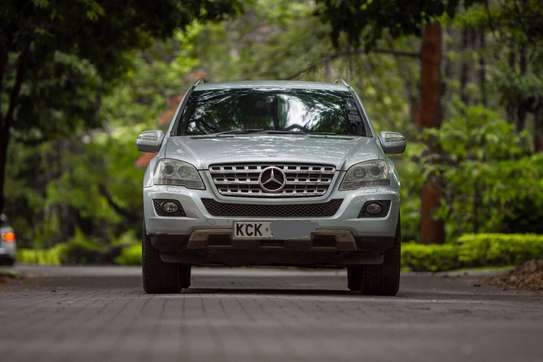 Mercedes Benz ML 350 CDI image 3