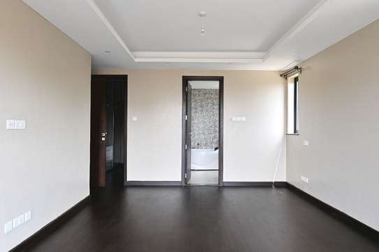 4 Bed Apartment with En Suite at Lavington image 13
