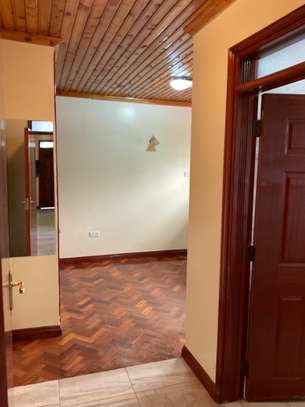 5 Bed Townhouse with En Suite in Nyari image 35