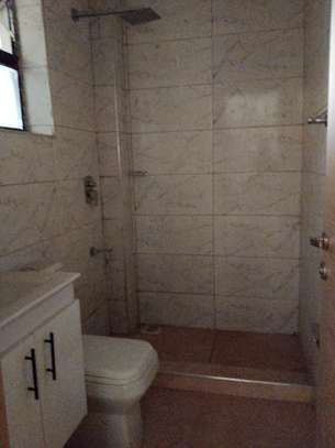 4 bedrooms apartment for rent in Parklands image 11