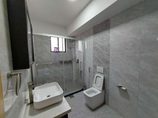 3 Bed Apartment with En Suite at Othaya Road image 35