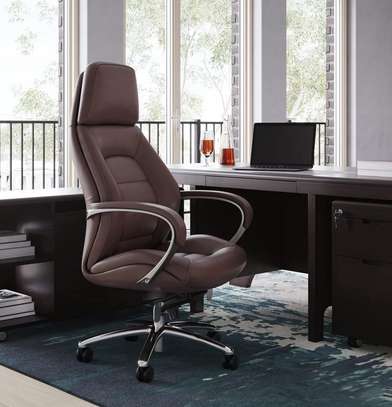 Office Chair : Pure Leather Luxury Ergonomic Boss Chair image 7
