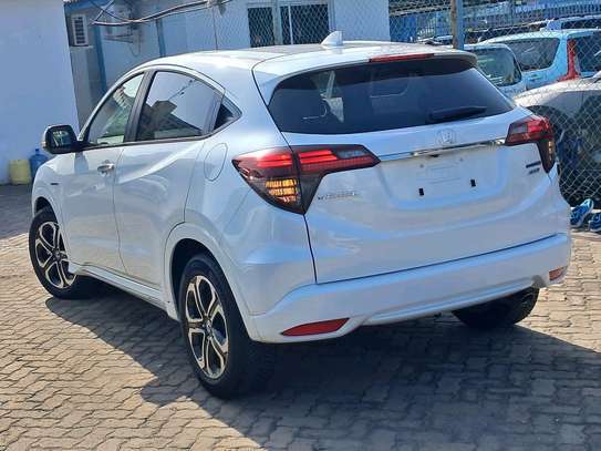 Honda Vezel Hybrid 4wd White 2018 image 12