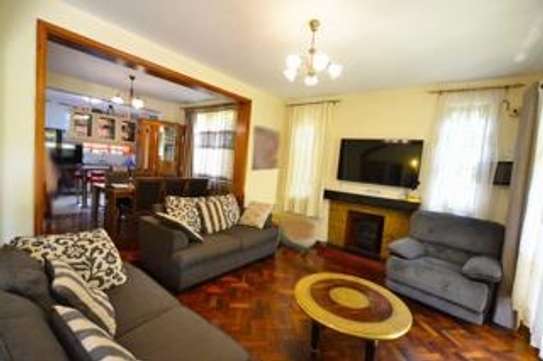 4 Bed House with En Suite at Loresho Ridge image 4