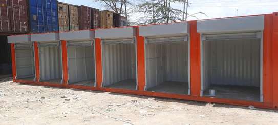 40FT Container with 5 shops/ Stalls image 1