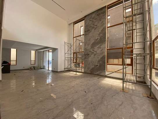 6 Bed Villa with En Suite in Lavington image 15