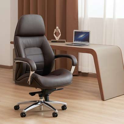 Office Chair : Luxury Office Executive Chair image 7