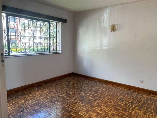 3 bedroom apartment master ensuite  available image 11