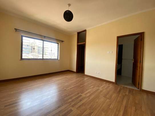 3 Bed Apartment with En Suite in Kileleshwa image 16