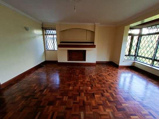 4 Bed House with En Suite in Spring Valley image 18