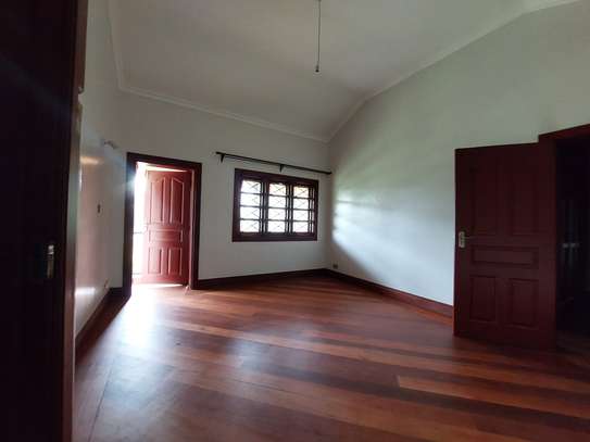 5 Bed House with En Suite at Muthaiga Road image 16