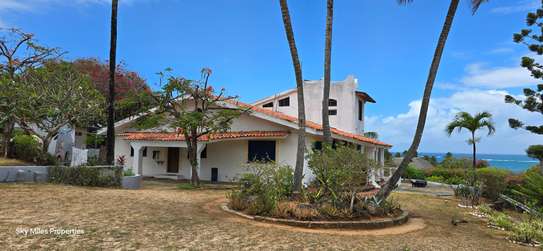 4 Bed Villa with En Suite at Kilifi image 1