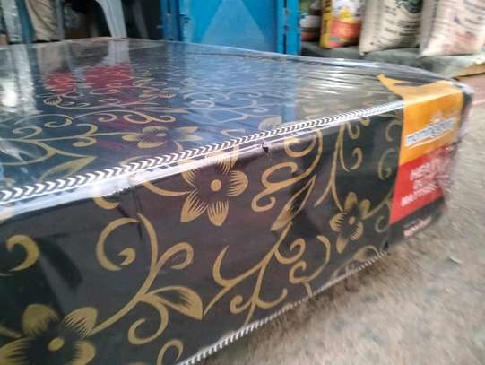 Mm!8inch 5x6 high density mattress free delivery Nairobi image 1