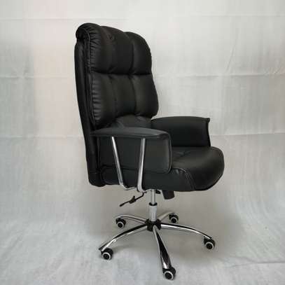 Office chair: Black leather adjustable office chair image 1