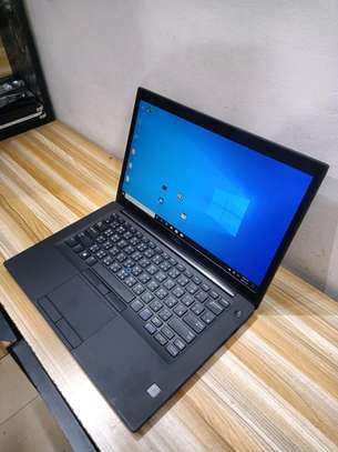 Dell latitude 7490 image 3