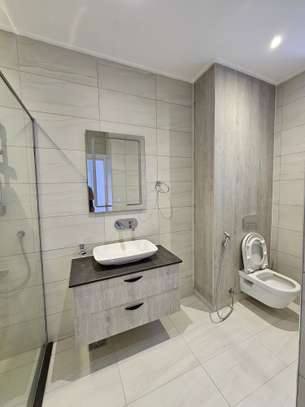 2 Bed Apartment with En Suite in Westlands Area image 8