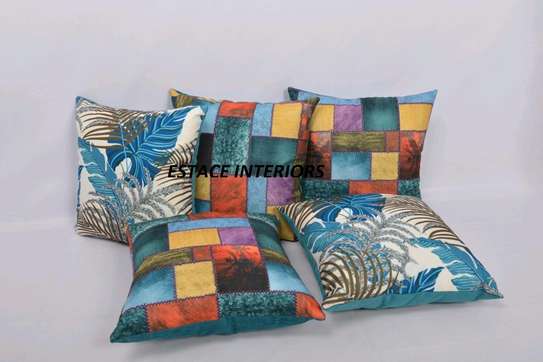 MATCHING PILLOW COVERS image 10