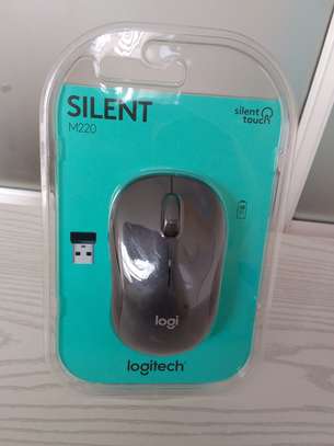 M220 WIRELESS SILENT MOUSE image 3