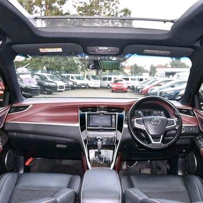 2014 Toyota harrier premium sunroof image 6