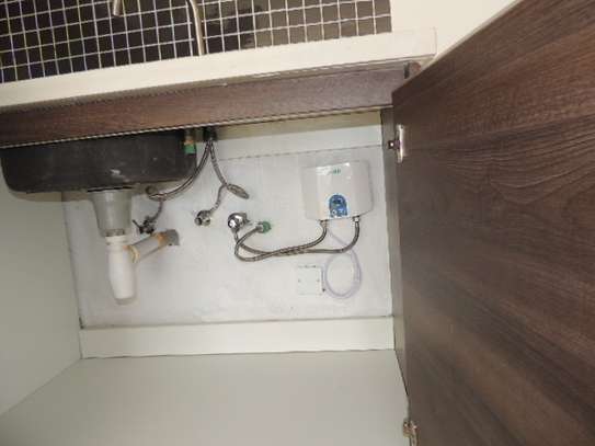 1 Bed Apartment with En Suite at Mbaazi Road image 8