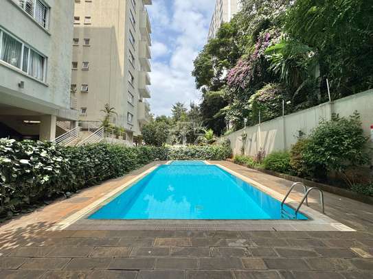 3 Bed Apartment with En Suite in Lavington image 3
