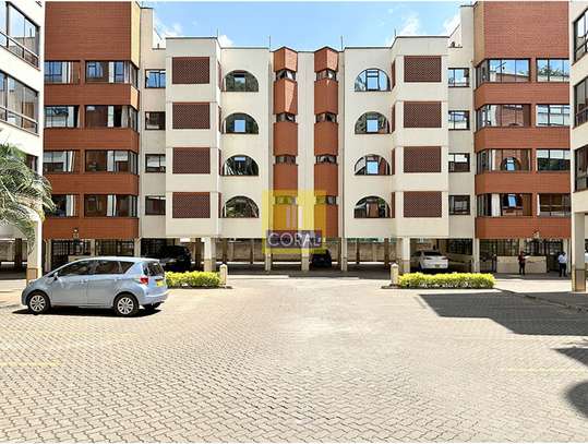 3 Bed Apartment with Parking in Kilimani image 4