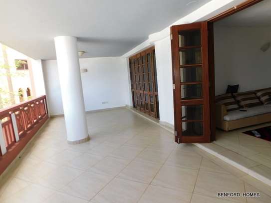 3 Bed Apartment with En Suite in Shanzu image 18