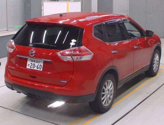 Nissan x-trail wine red image 3
