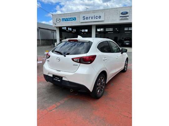 MAZDA DEMIO 15S TOURING L PACKAGE image 5