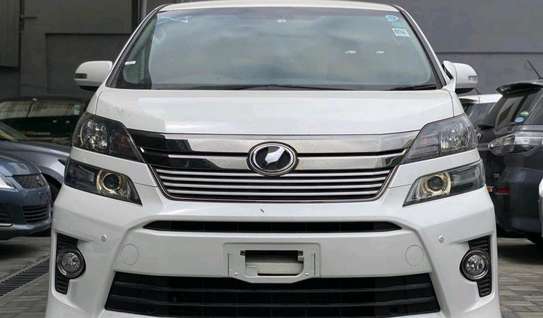 TOYOTA VELLFIRE image 7