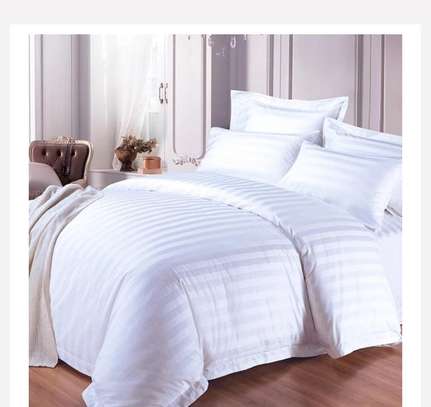 High quality  white striped  duvets,towels, bathrobes image 6