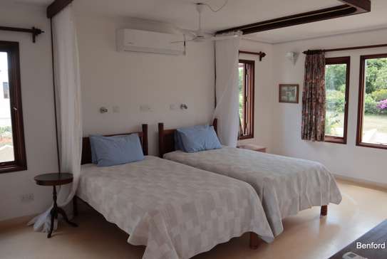 4 Bed Villa in Vipingo image 3