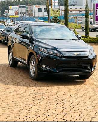 Toyota harrier 2017 image 1