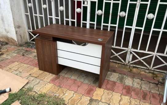 1.4M  Executive Office Desk image 6