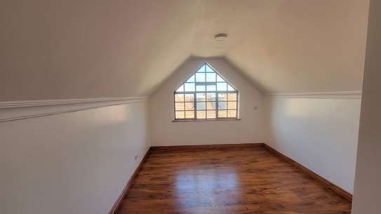 4 Bed Apartment with En Suite in Kiambu Road image 12