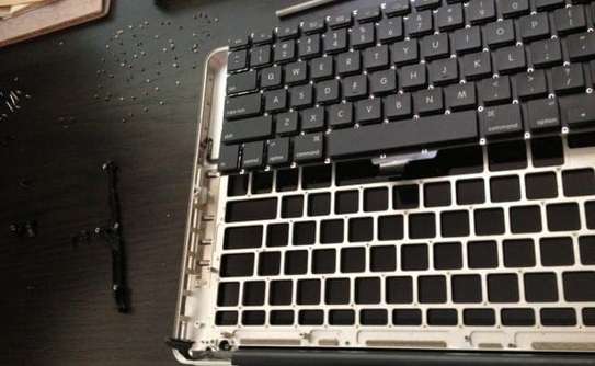 Macbook Keyboard Replacement Centre image 3