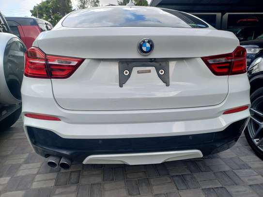 BMW X4 COUP NEW IMPORT. image 4