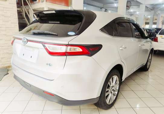 Toyota Harrier 2019 Hybrid image 10