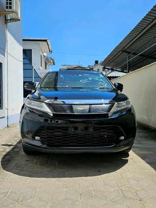 Toyota Harrier premium grade black sunroof 2018 image 1