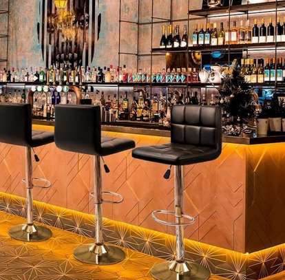 Commercial Chrome Bar Stool – Adjustable Swivel Chair image 4